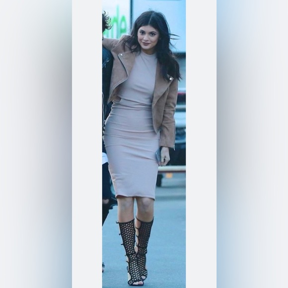 Topshop | Bodycon Midi Dress. Size 6 - Picture 3 of 6